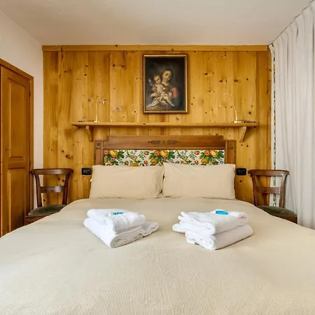 Apartment Luvi - Courmayeur