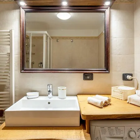 Apartment Luvi - Courmayeur